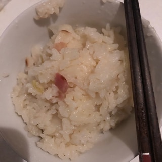 新玉ねぎとベーコンの炊き込みご飯